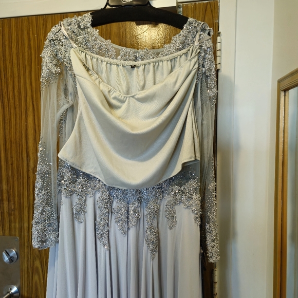 Daymor Couture Evening Gown Silver prom Dress size 14 - Picture 7 of 11